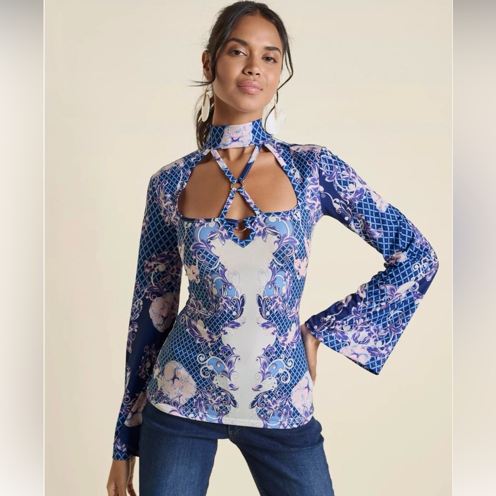 NWOT -VENUS Cutout High Neck Top Blue Floral Long Sleeve Blouse M - Picture 3 of 5
